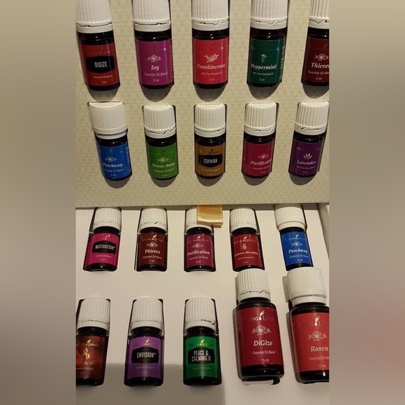 Young living essential oils - Picture 1 of 1